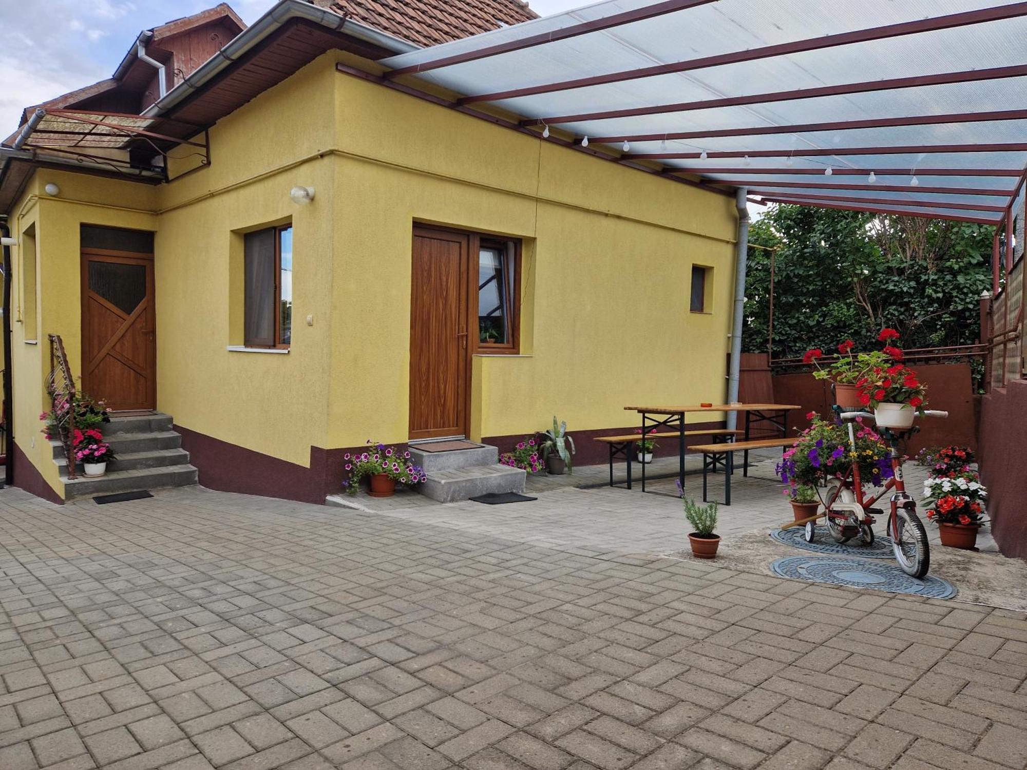 1 For Rent Hotell Cluj-Napoca Eksteriør bilde